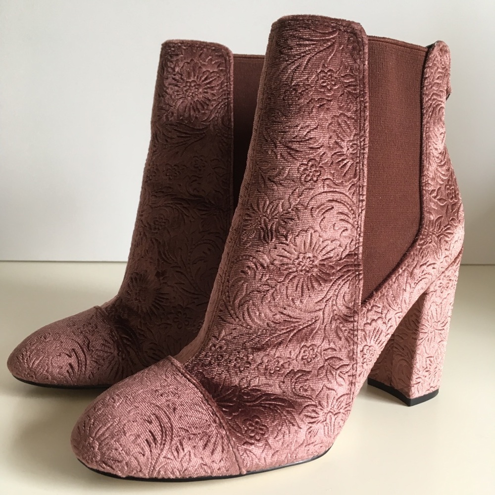 Sam Edelman Case Embossed Velvet Booties 6 Mauve